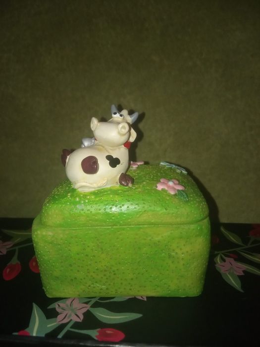 Маленькая декоративная шкатулка, керамика