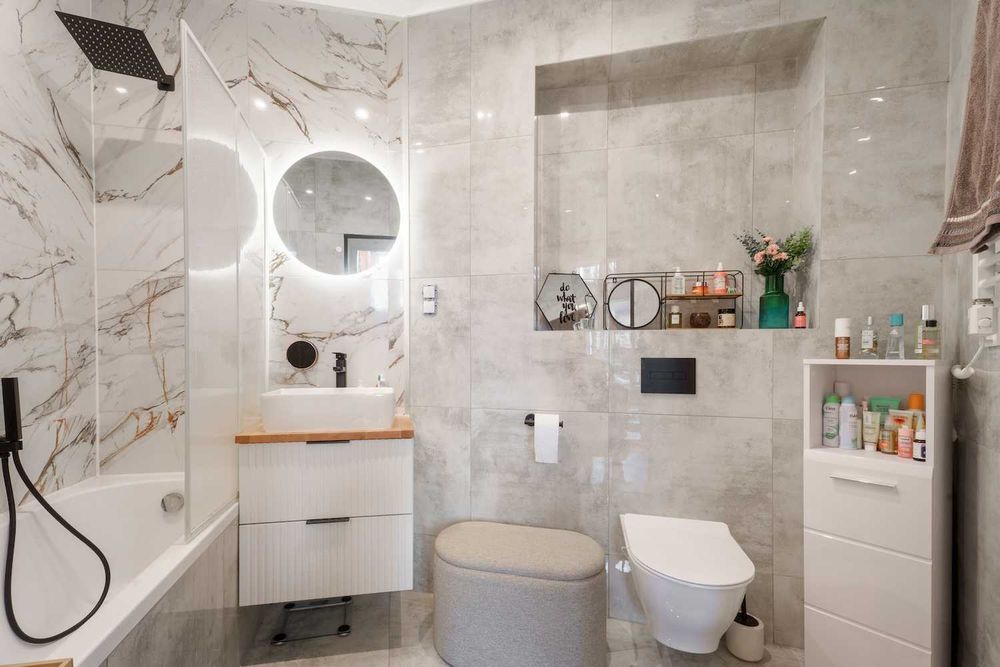 Jasne, przestronne 52 m² z balkonem – stylowe mieszkanie przy Placu Miarki