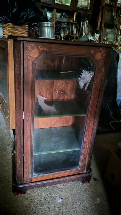 Vitrine antiga !