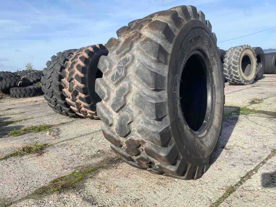 Opona Używana 405/70r18 Firestone Utility Radial 90% Bieżnika