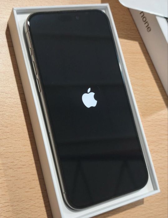 iPhone 15 Pro Max 256GB – Excelente Estado