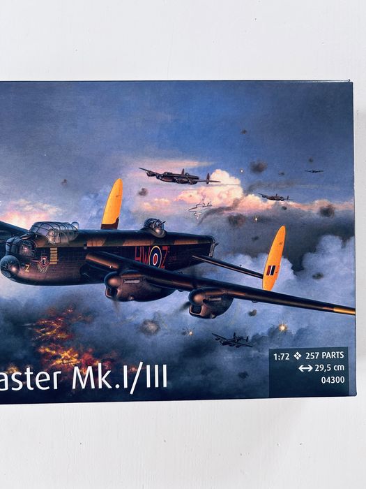 Samolot Avro Lancaster Mk.l/lll model do sklejenia Revell 04300