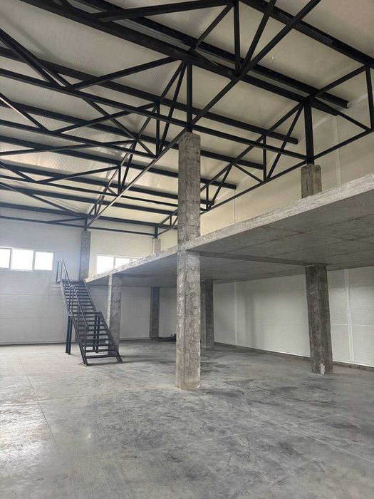 Продаж складського приміщення 430 м2 с. Святопертівське БЕЗ КОМІСІЇ!!!