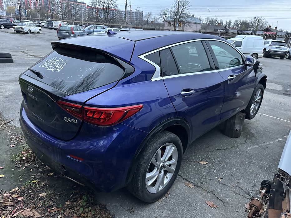 Разборка Infiniti QX30 2016 2017 2018 2019 2020 двері двигун КПП фонар