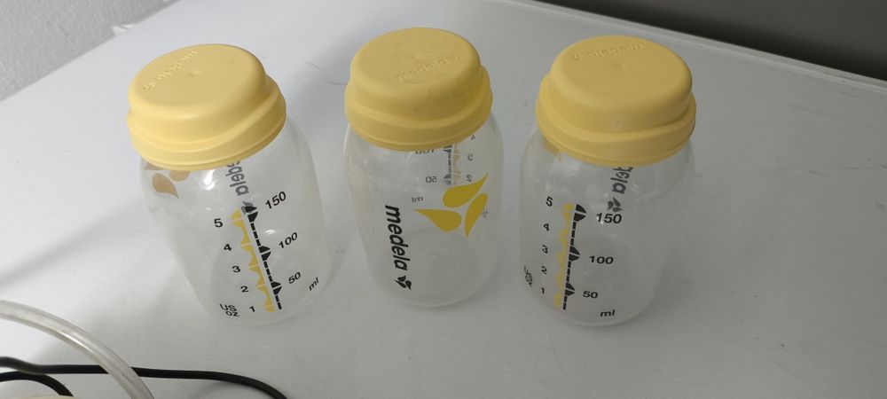Extrator de leite materno Medela Swing