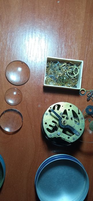 Запчасти для часов