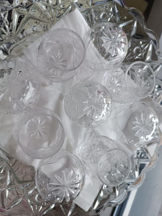 Kieliszki kryształowe PRL 9 szt.