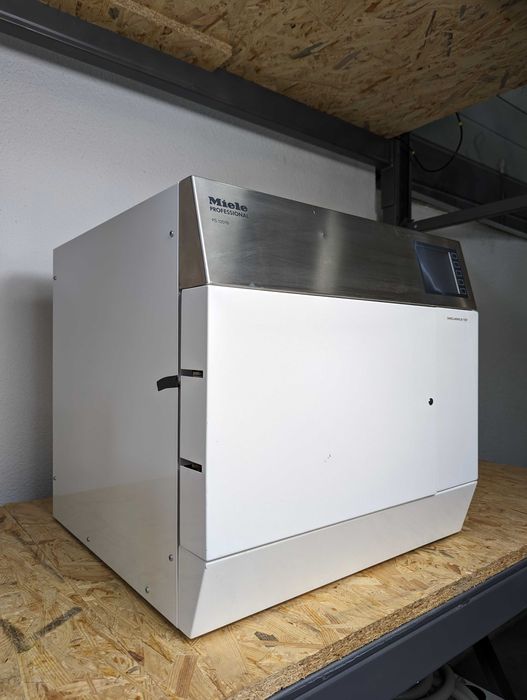 Автоклав стоматологічний Miele