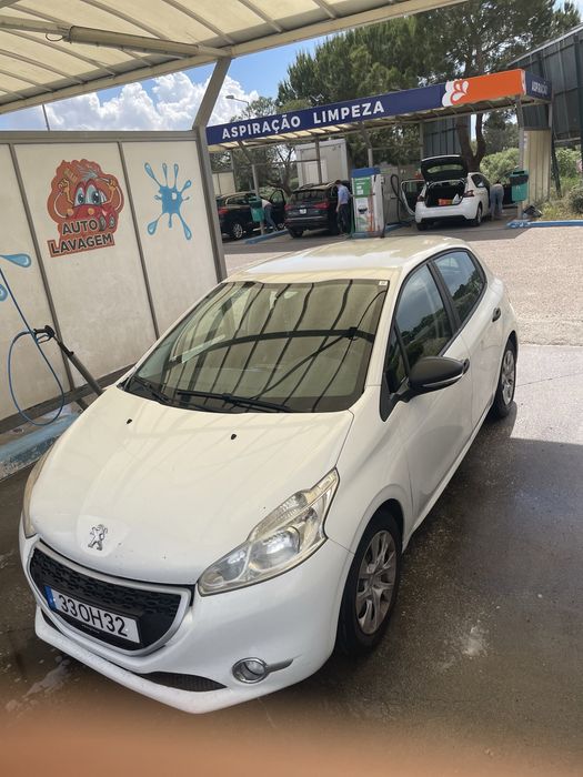 Vendo meu peugeot 208 diesel