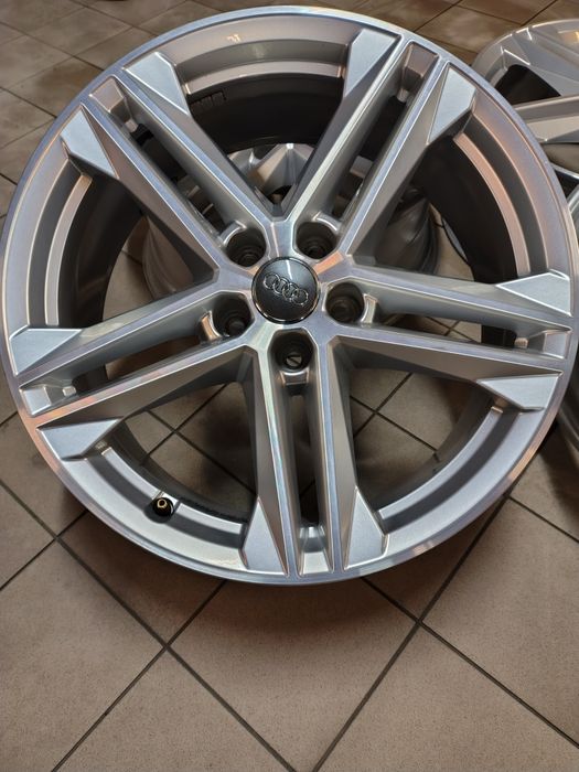 Audi 19" OEM alufelgi A4 B5 B5 B7 B8 B9 A5 A6 C5 C6 C7 Q5 Q3 A7