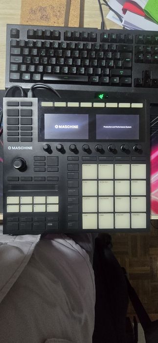Maschine MK3 usado