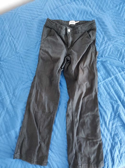 Bojówki w rozmiarze 150