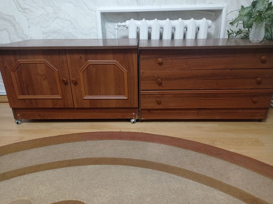 гарні меблі в зал