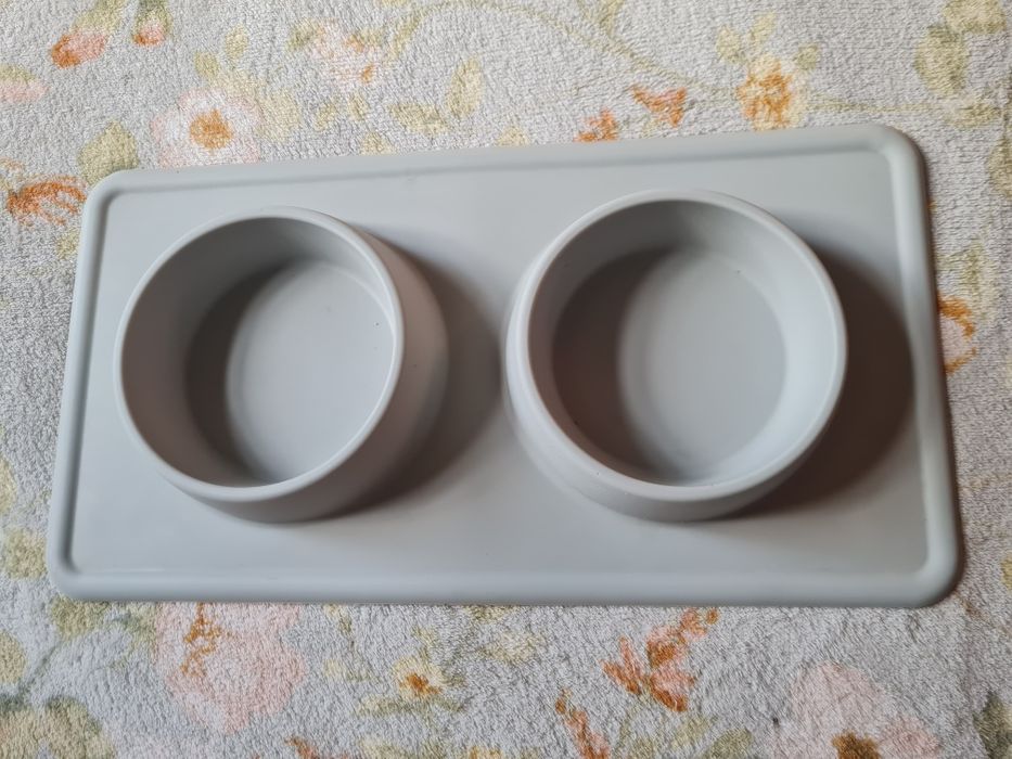 Sprzedam miski dla psa