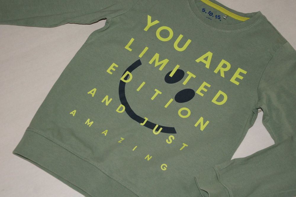 5.10.15. bluzeczka ze ściągaczami