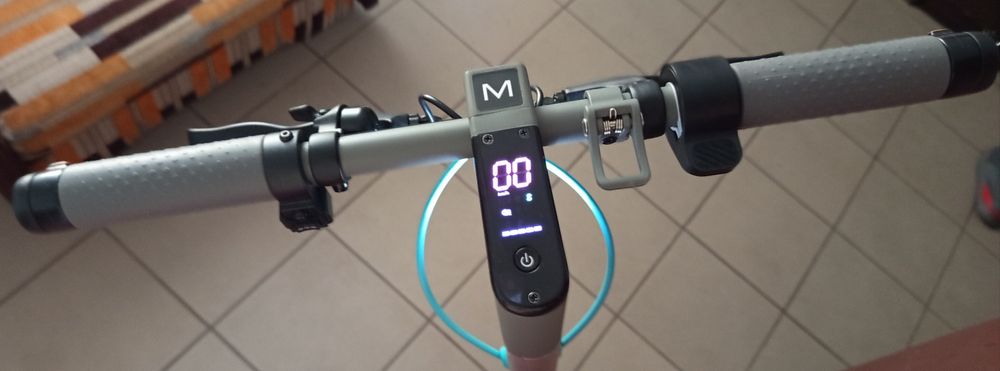 Hulajnoga elektryczna motus scooty 10 plus