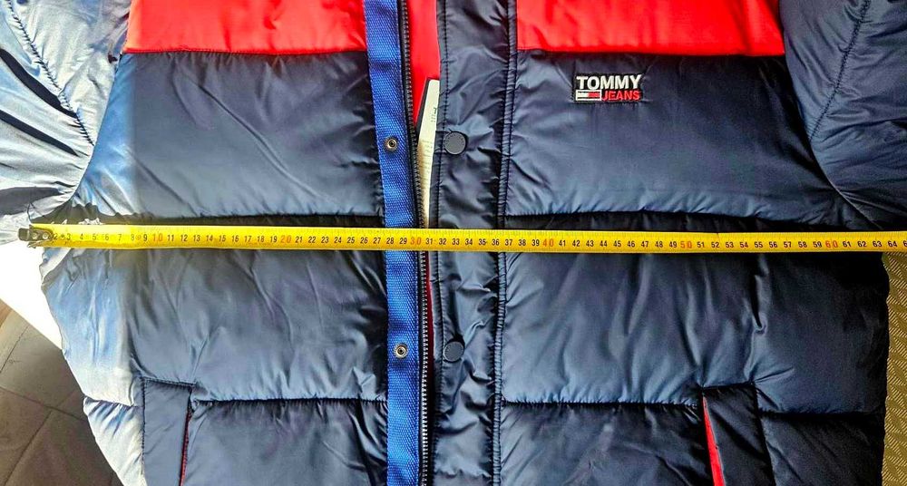 Sprzedam nową kurtkę pikowaną Tommy Jeans