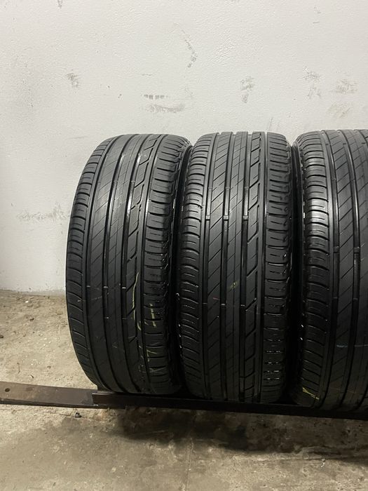 215/50 R18 92W Bridgestone Turanza T001 Opony letnie 6.91 mm bieznika