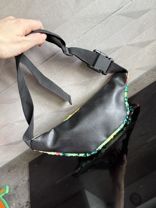 Бананка дитяча в пайєтках