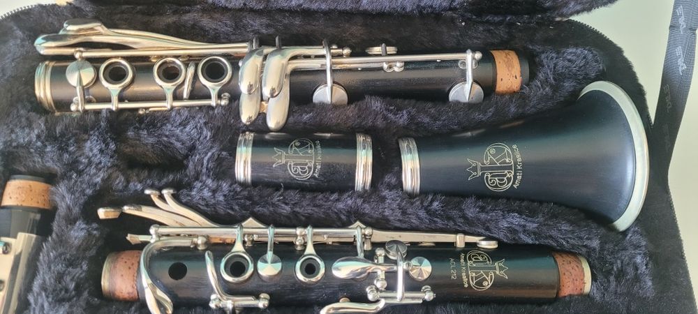 Кларнет Amati  ACL12