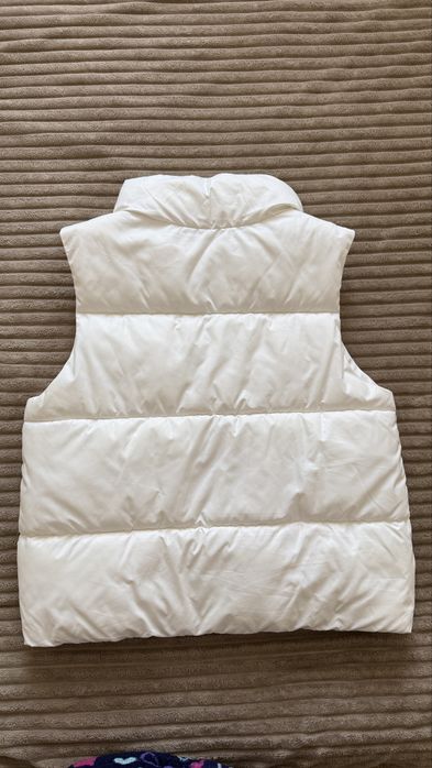 Жилет, безрукавка