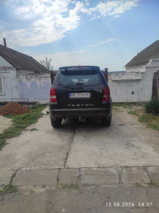 Продам свій автомобіль.