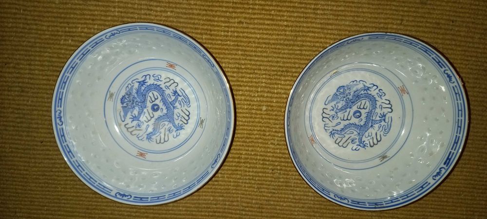 Par de Taças / Tigelas Chinesas Antigas "Casca de Arroz" – Dragão Azul