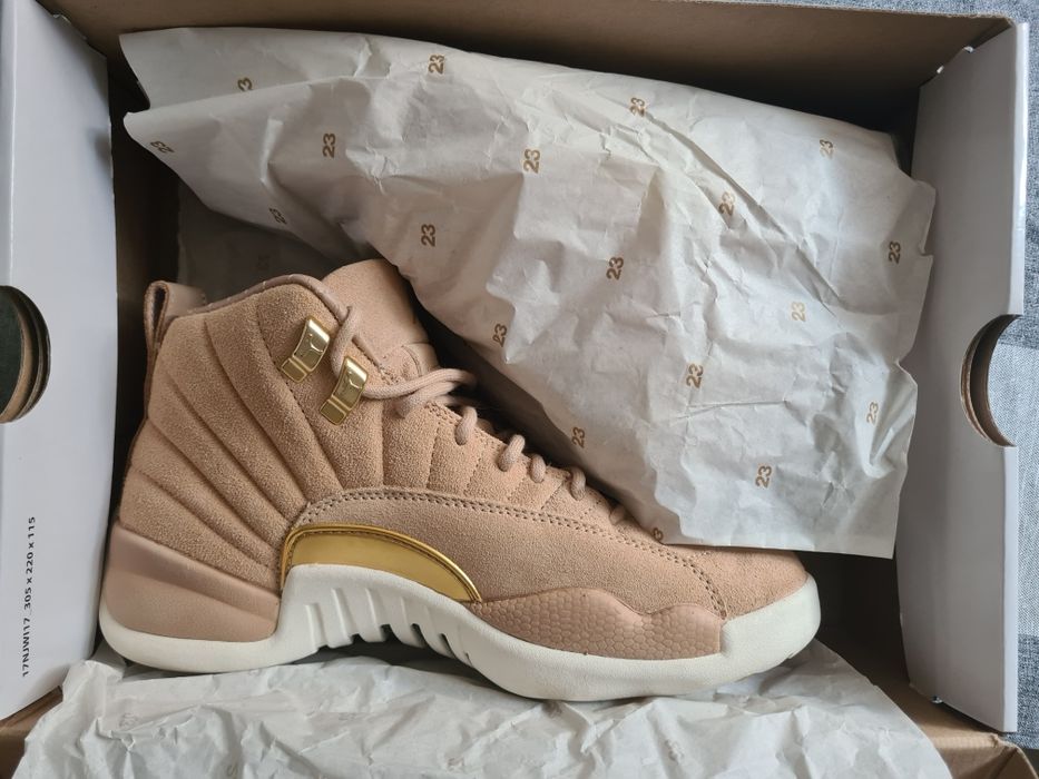 Jordan 12 retro vachetta tan hotsell