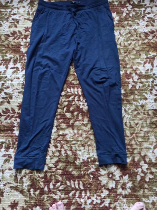 Спортивні штани XL.