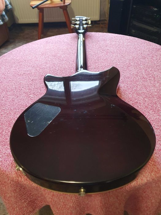 Yamaha Revstar RS320 BL – solidna gitara elektryczna w świetnym stanie