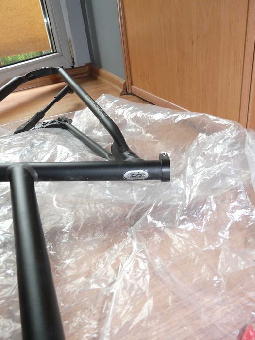 Rama Cross Simple Pro stery ,hak zacisk gwarancja Rozm 160-172 cm