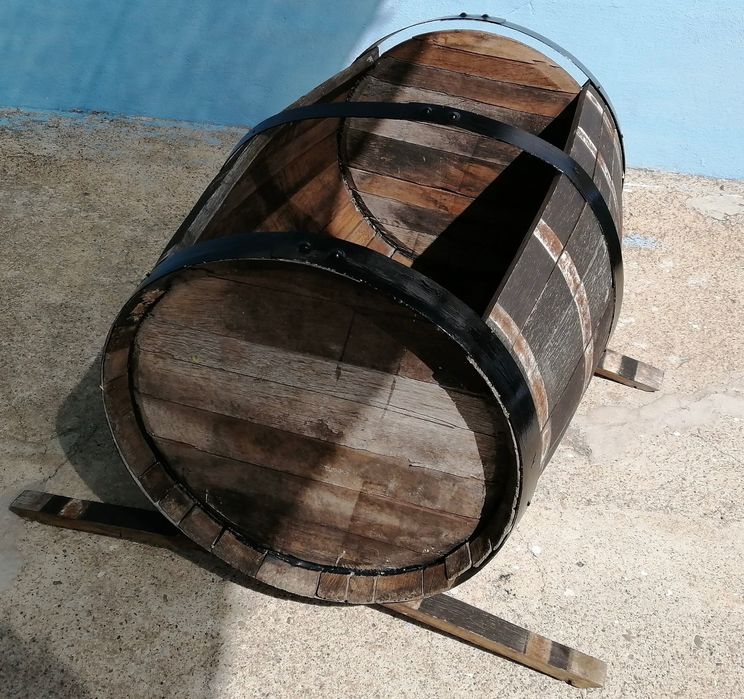 cesta para lenha de grandes dimensões