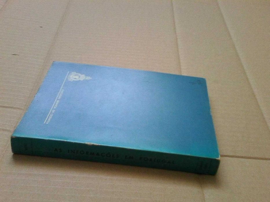 As informações em Portugal