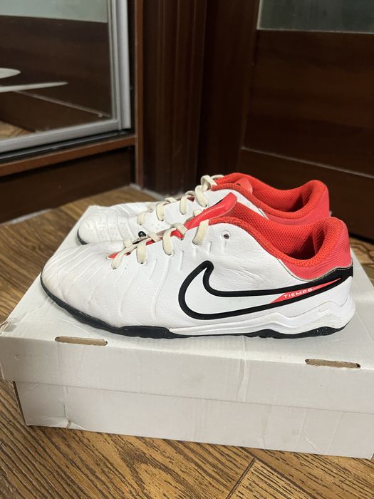 Продам фудзалки бутси Nike 35р.