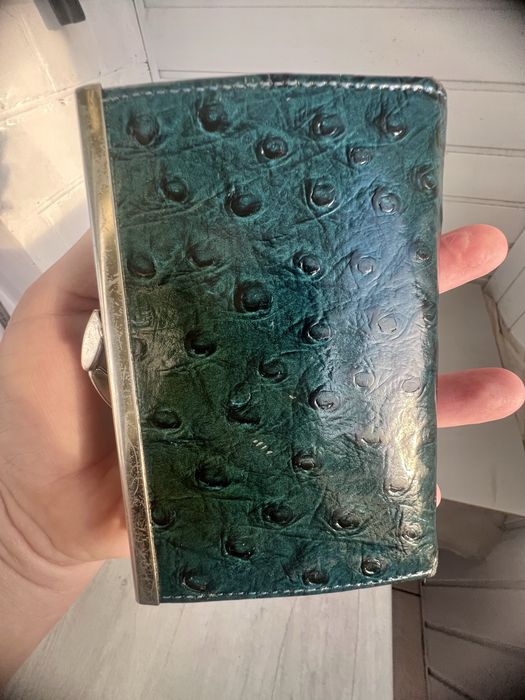 Гаманець із натуральної шкіри страусу темно-зелений, Made in England