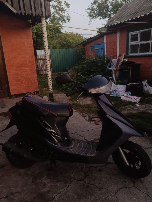Продаю скутер Honda dio 27
