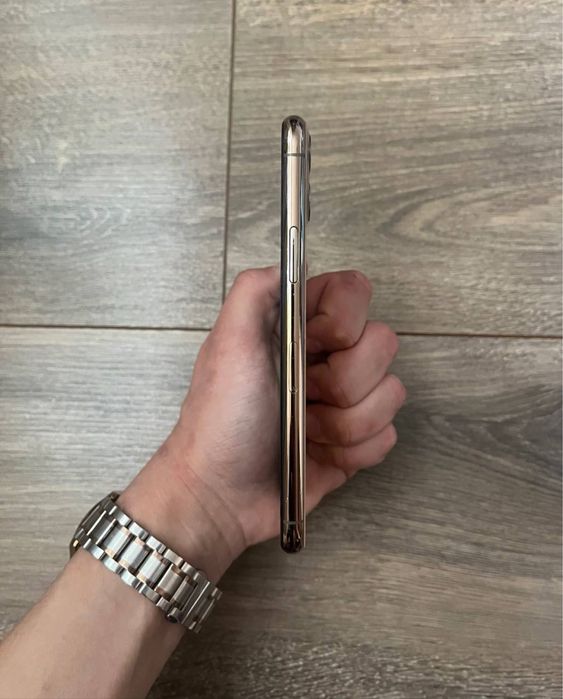Продам Iphone 11 Pro 64 GB