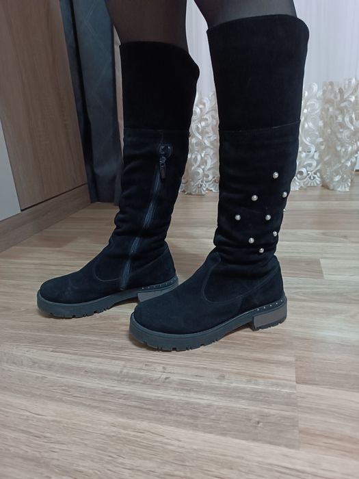 Зимове замшиве дитяче  взуття на миху для дівчинки 37 р.