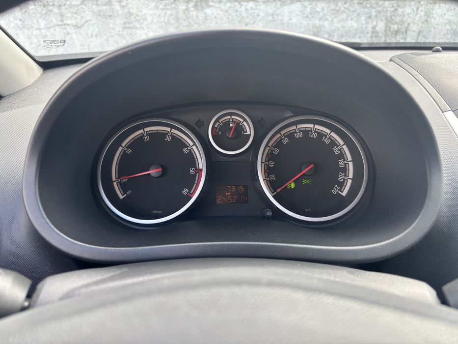Opel corsa Gasoleo (UNICO DONO)