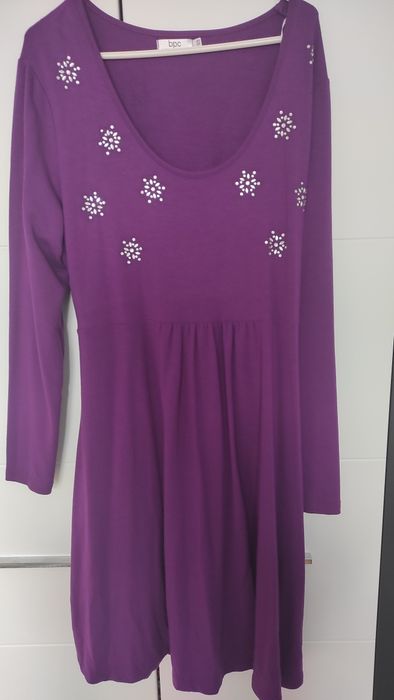 Zestaw ubrań damskich. Marynarka ,sukienka, bluzki, tunika.