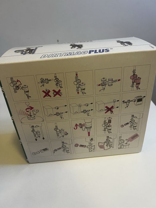 Separator zanieczyszczeń z odpowietrznikiem CALEFFI