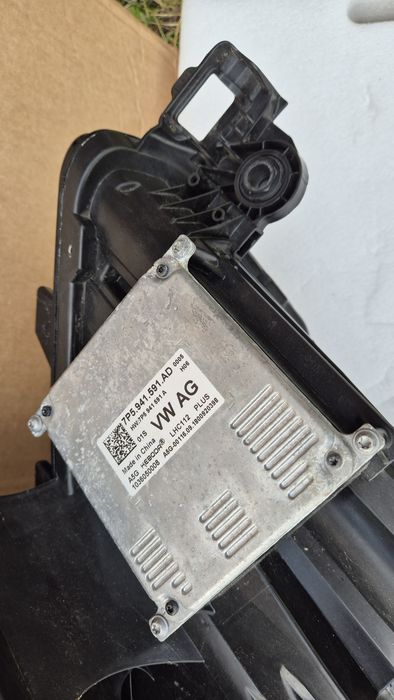 Lampa przód prawa przednia  SKODA KODIAQ 566 566941016