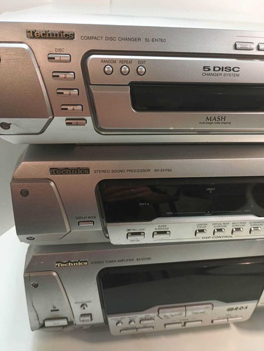 Wieża TECHNICS EH760 trzy segmenty