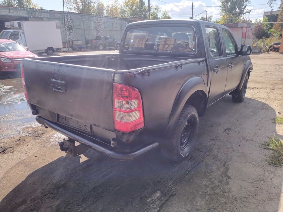 Ford ranger 4* 4
