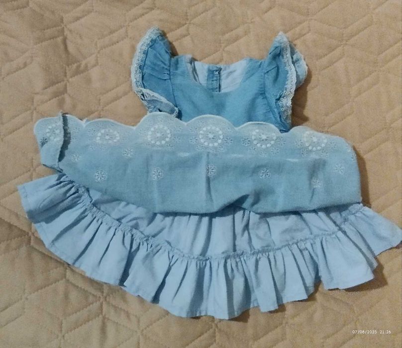 Vestido de verão de ganga Tam 12/24 mêses