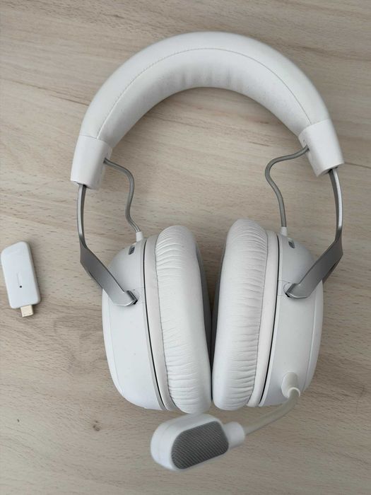 HyperX Cloud III S Wireless Branco — Como Novo + Caixa