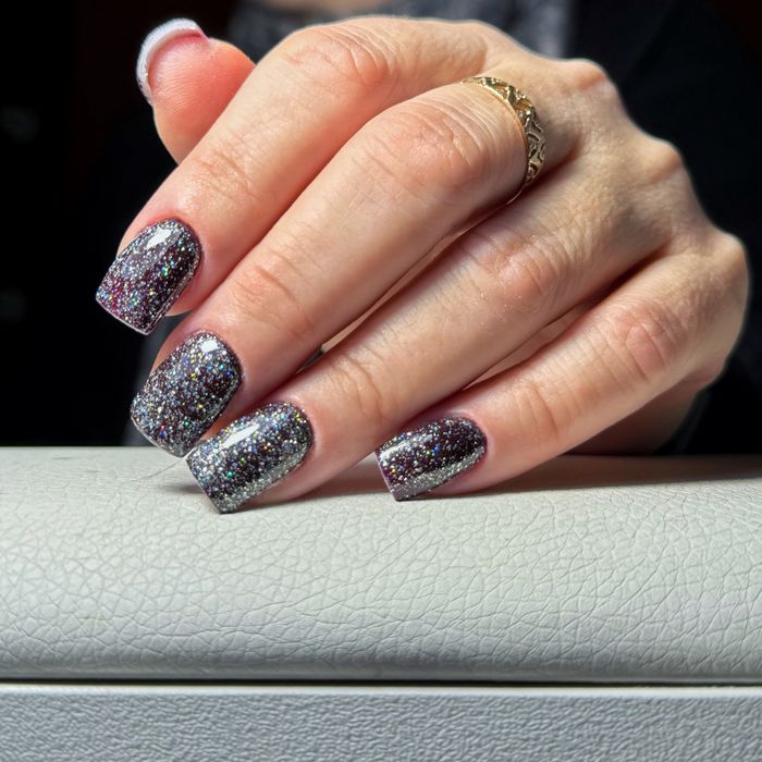 Манікюр, послуги майстра нігтьового сервісу, Олександрія