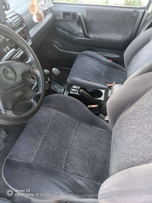 Jipe Opel Frontera B 2.2