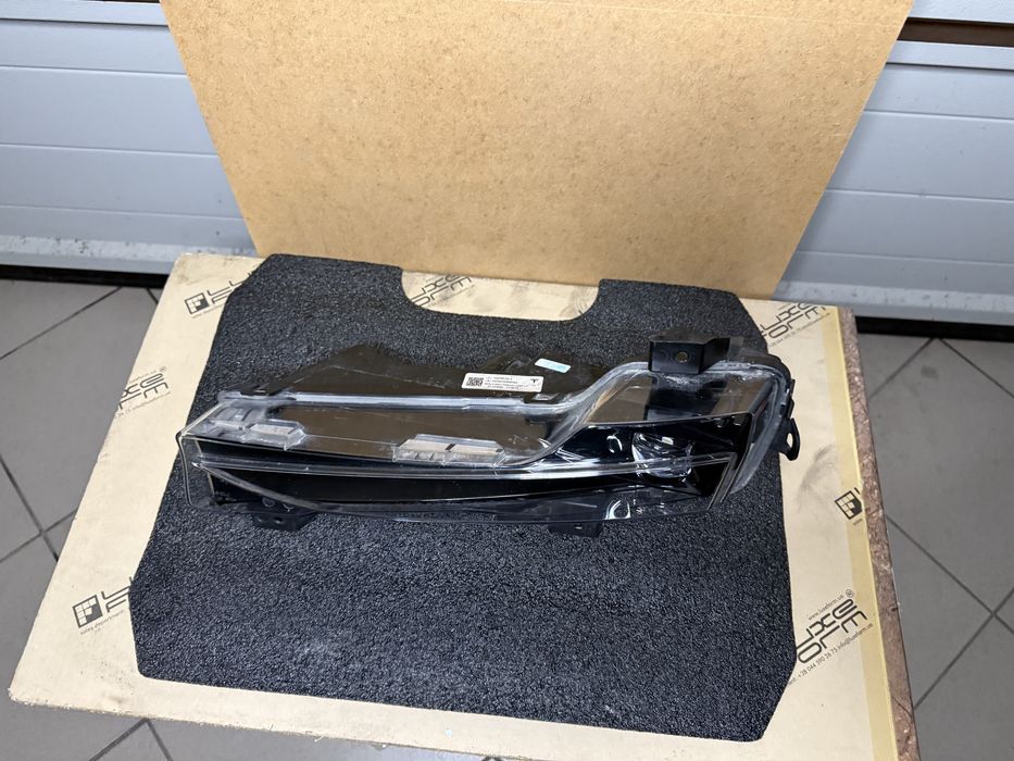 Tesla model 3/Y туманки EU ходові вогні