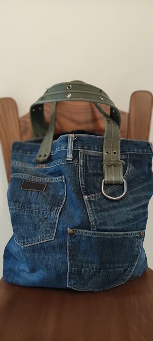 Sportowa jeansowa torba na ramię